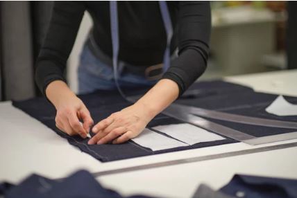 Inicio 1 Uniformes Ejecutivos para Dama y Caballero MEHR licht